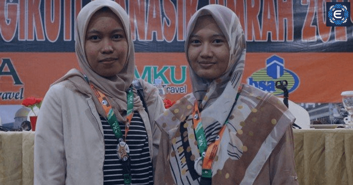Terharu, Dua Mahasiswa Berprestasi Ini Tak Menyangka dapat Umroh Gratis
